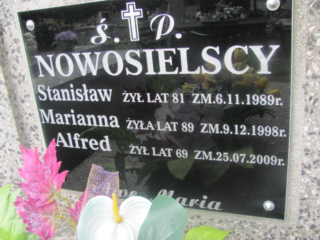 Cezary Nowosielski 1964 Pułtusk św. Mateusza - Grobonet - Wyszukiwarka osób pochowanych