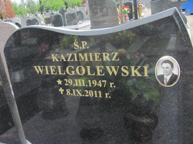 Grób Kazimierz Wielgolewski